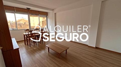 Foto 3 de Piso de alquiler en De Isidro Fernández, Tres Olivos - Valverde,  Madrid Capital