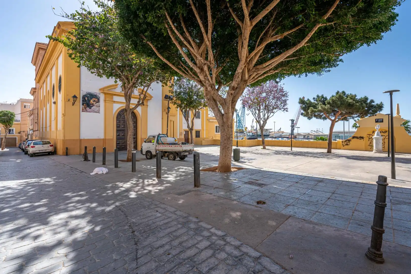 Exterior view of Houses for sale in Almería  with Terrace, Storage room and Balcony