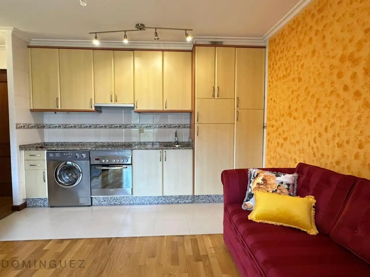 Cocina de Piso en venta en Vigo  con Calefacción y Balcón