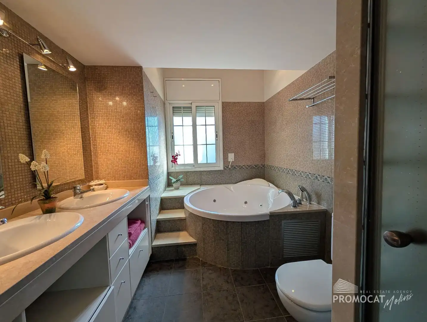 Reihenhaus mit Pool zum Verkauf in Clementina Arderiu, imagen 36