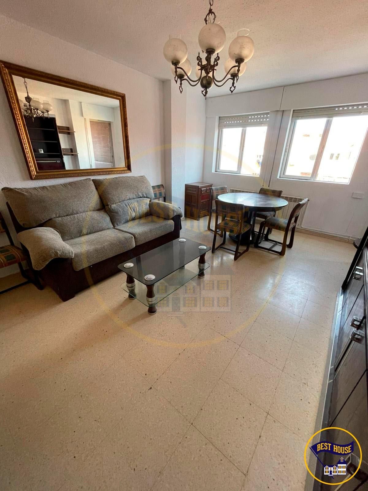 Living room of Flat for sale in Cuenca Capital  with Heating, Terrace and Storage room