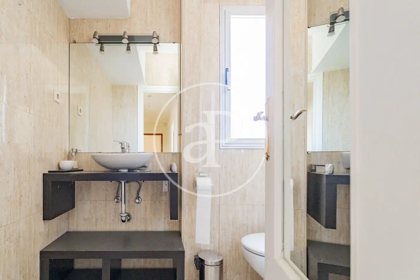 Bathroom of Attic for sale in Madrid  with Air Conditioner, Heating and Private garden