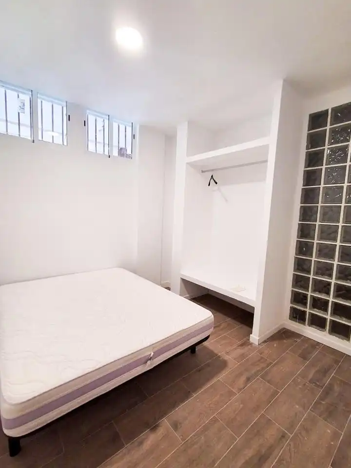 Habitación de Planta baja en venta en Alcalá de Henares con Aire acondicionado