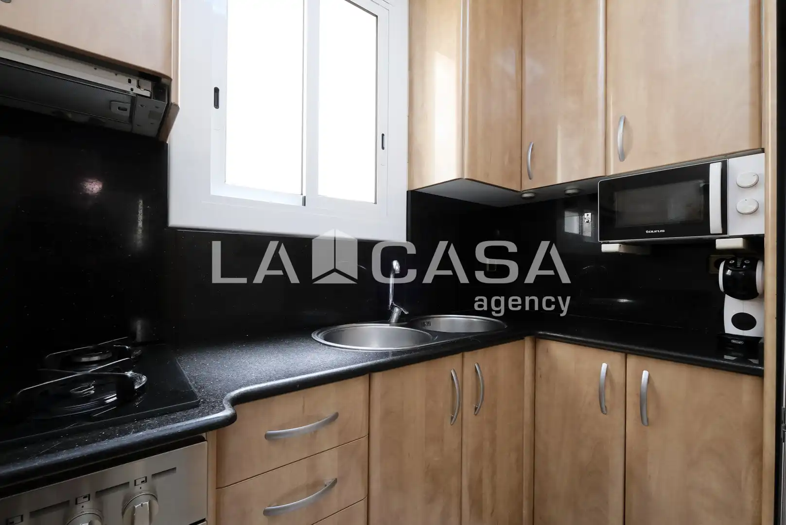 Cocina de Piso en venta en Barcelona con Calefacción