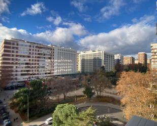 Vista exterior de Pis de lloguer en  Madrid Capital amb Aire condicionat, Calefacció i Parquet