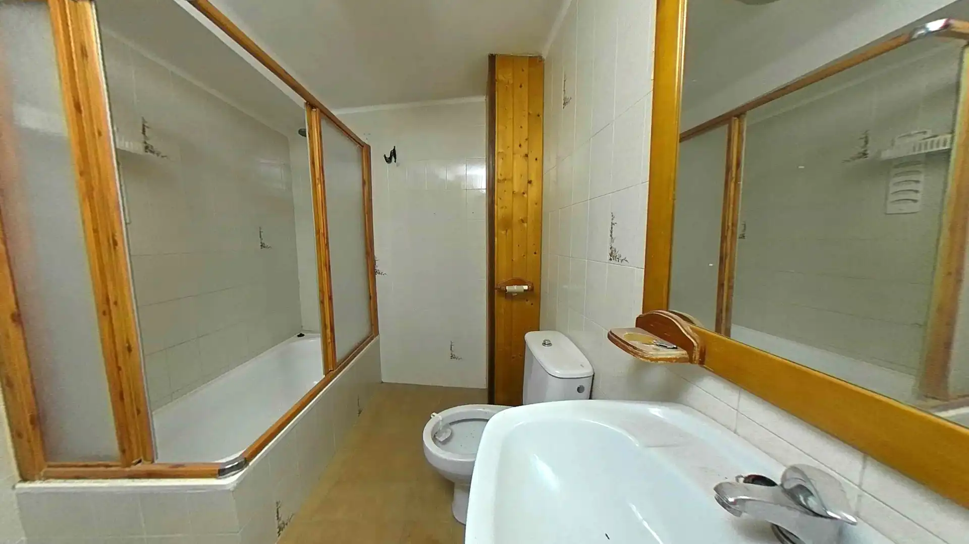 Baño de Casa o chalet en venta en La Puebla de Castro con Terraza y Trastero