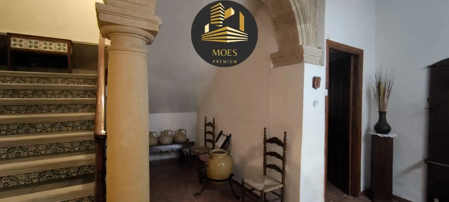 Casa o chalet en venta en Úbeda con Terraza, Trastero y Balcón