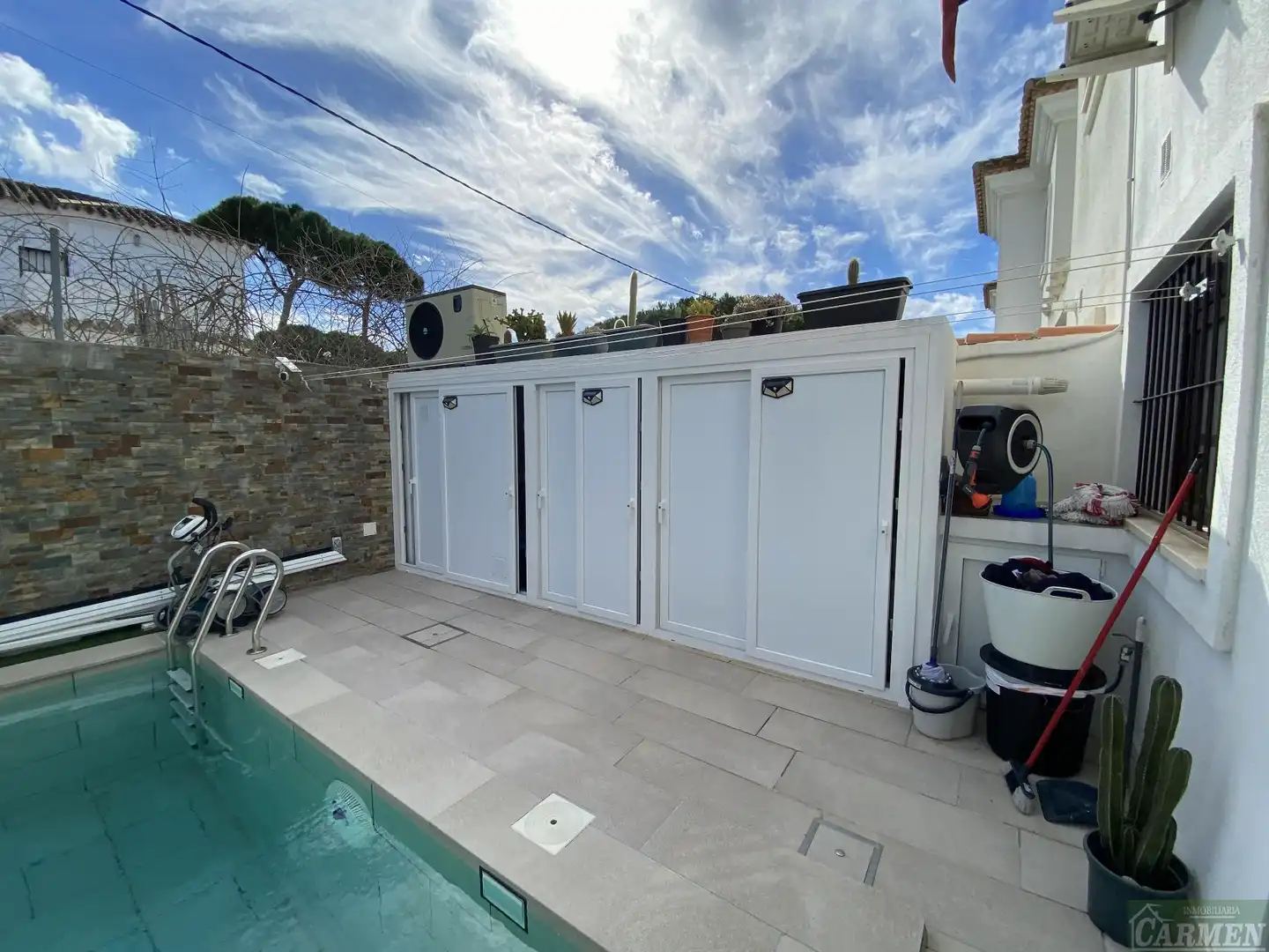 Swimming pool of Houses for sale in Chiclana de la Frontera  with Air Conditioner, Heating and Storage room