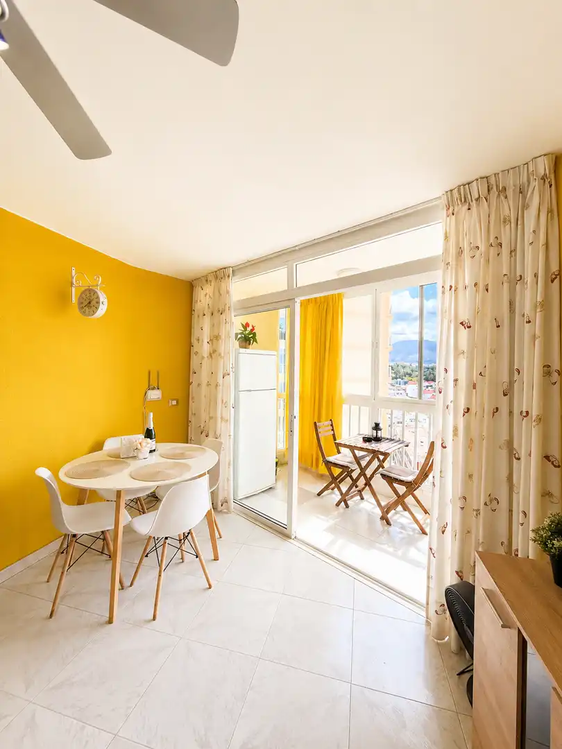 Apartament amb ascensor en venda a Arquitecto Gómez Cuesta, imagen 2