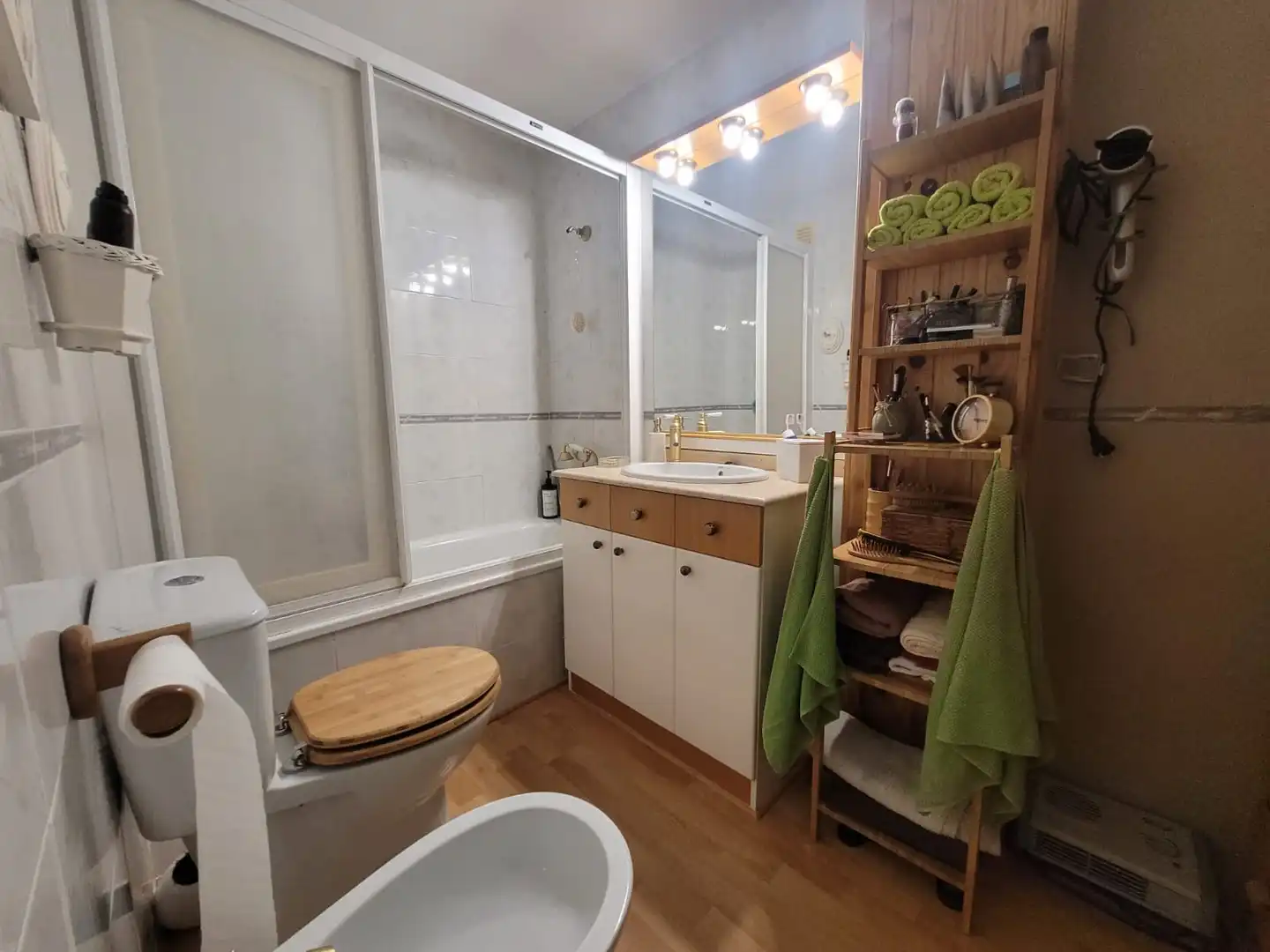 Baño de Piso en venta en Martorell con Aire acondicionado, Parquet y Horno