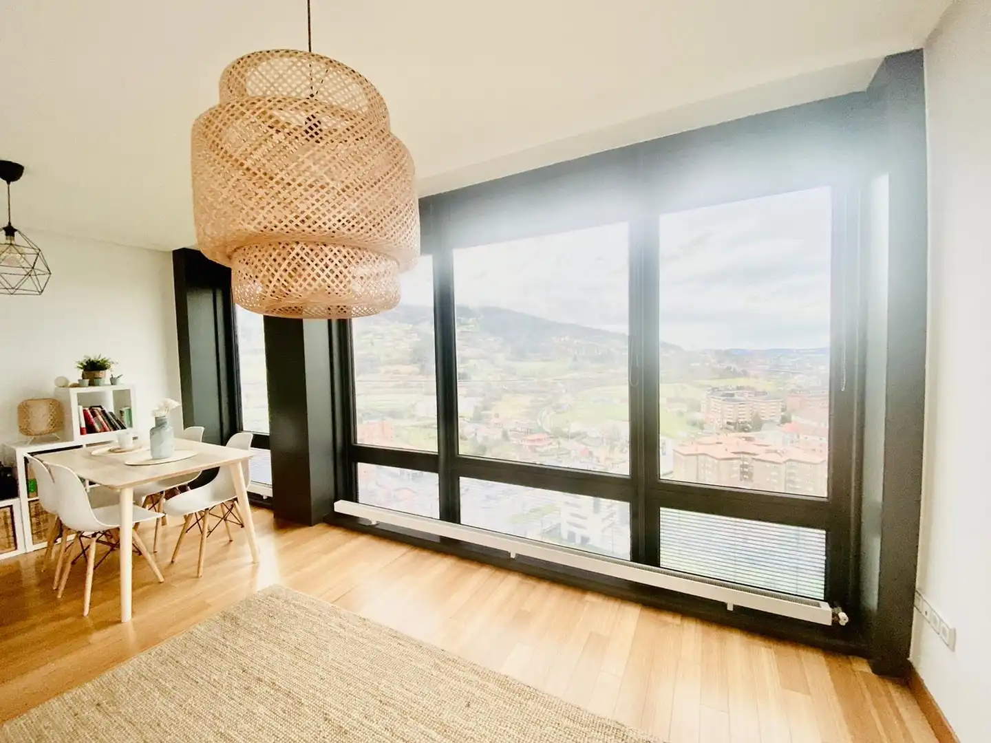 Living room of Flat for rent in Oviedo   with Heating, Storage room and Furnished