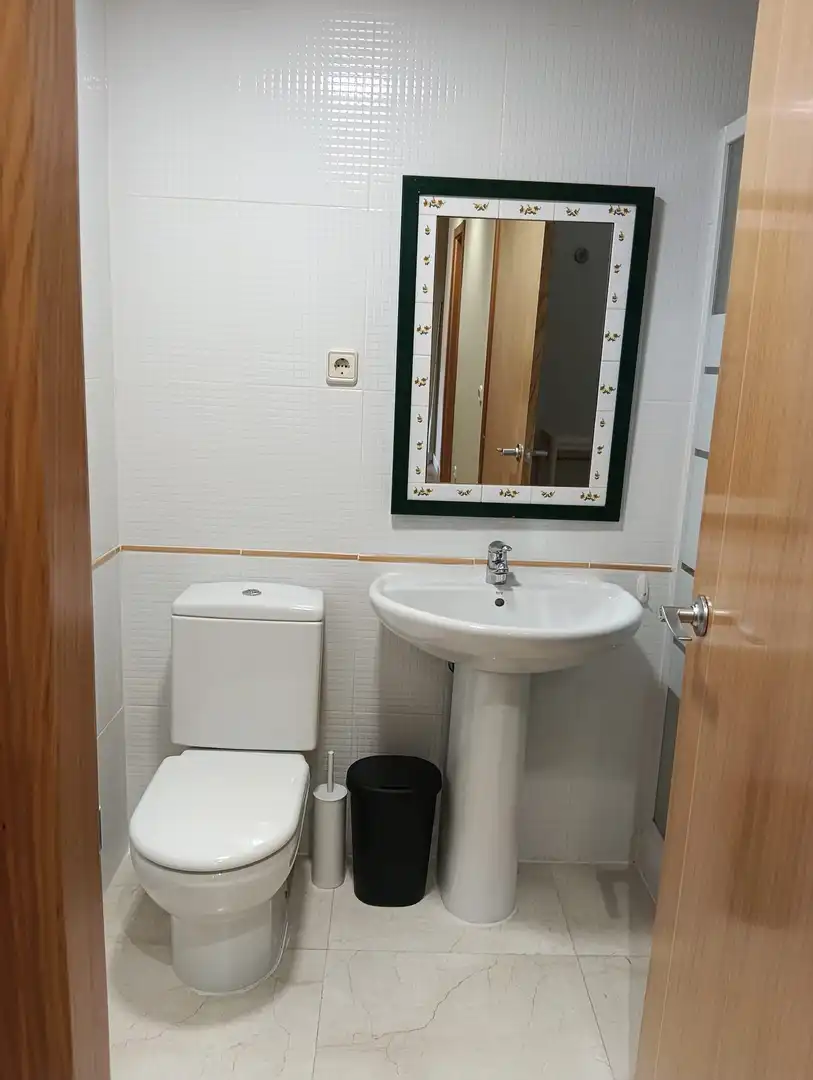 Bathroom of Flat for rent in Ávila  with Heating, Terrace and Storage room