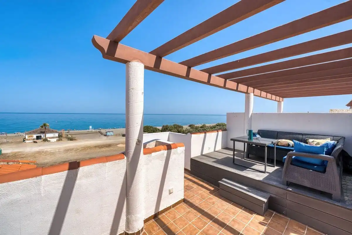 Terrasse von Dachboden zur Miete in Manilva mit Klimaanlage, Heizung und Terrasse