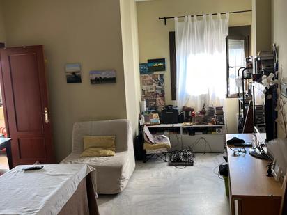 Sala d'estar de Pis en venda en  Sevilla Capital amb Aire condicionat
