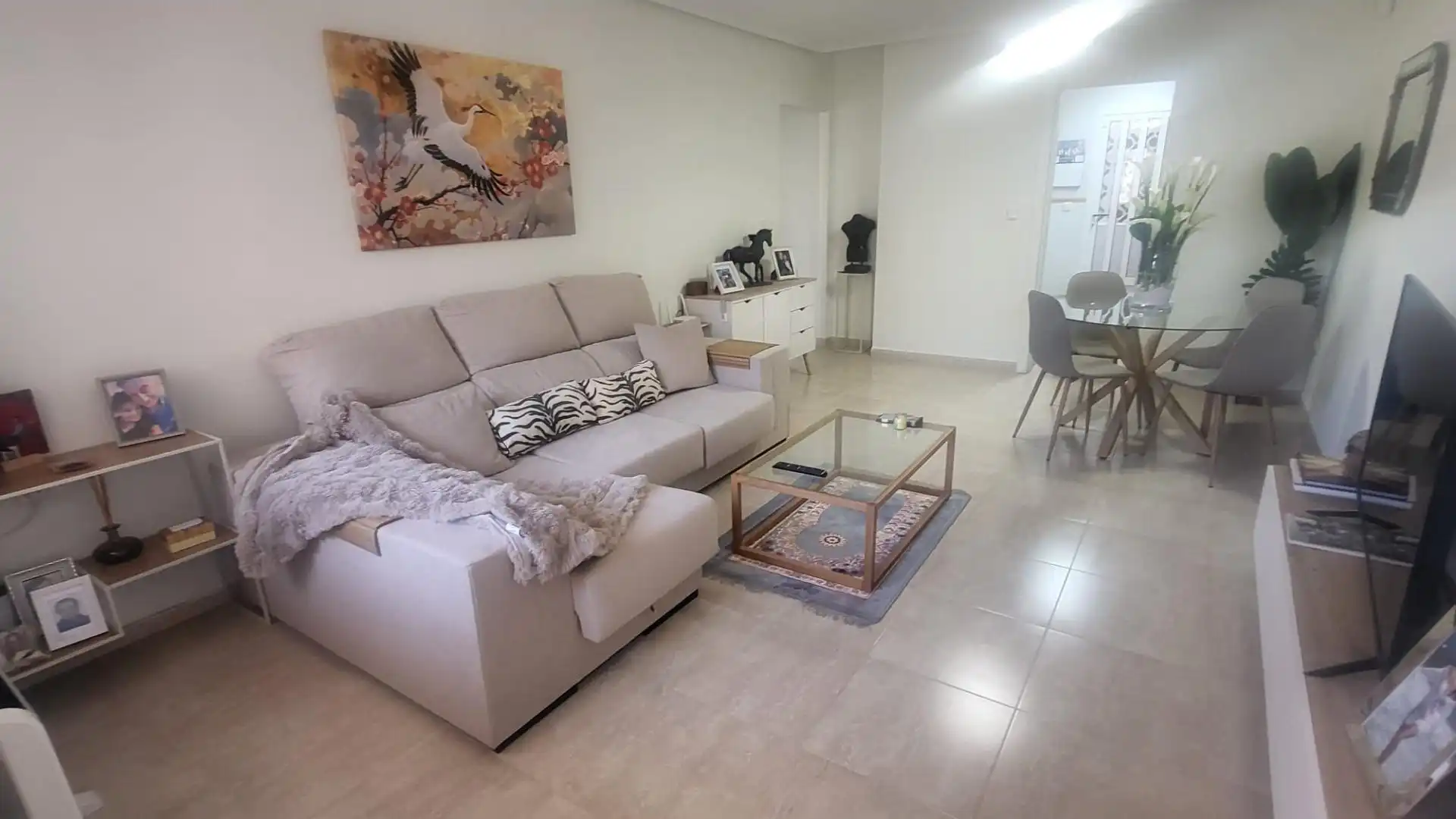 Sala d'estar de Casa adosada en venda en Elche / Elx amb Calefacció, Jardí privat i Moblat