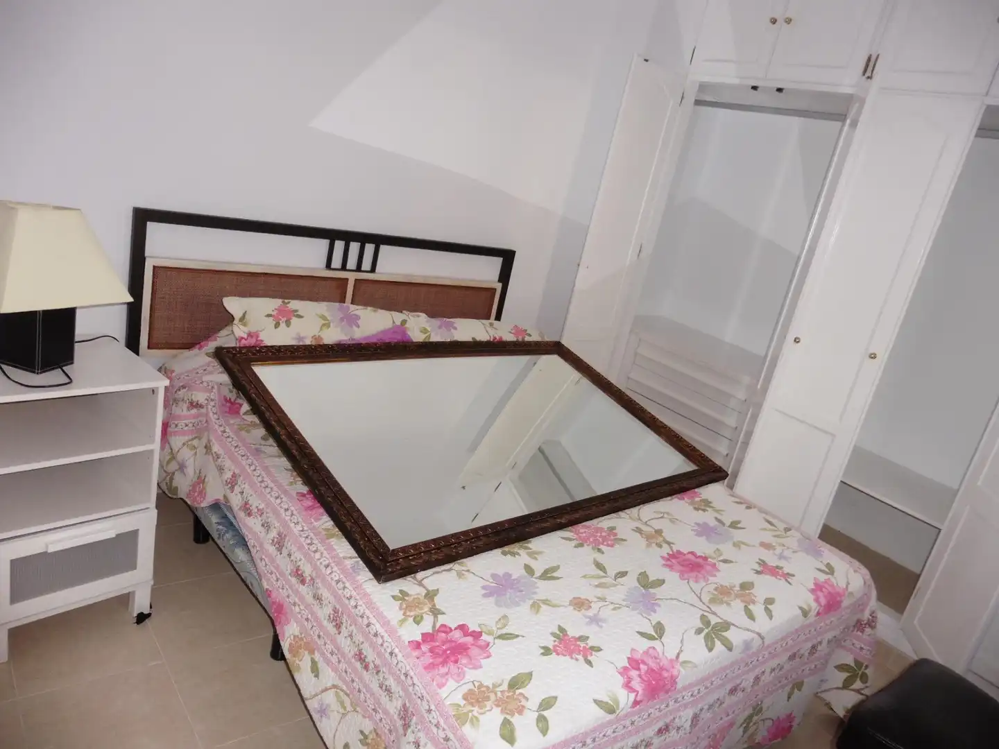 Schlafzimmer von Dachboden zur Miete in Centro 