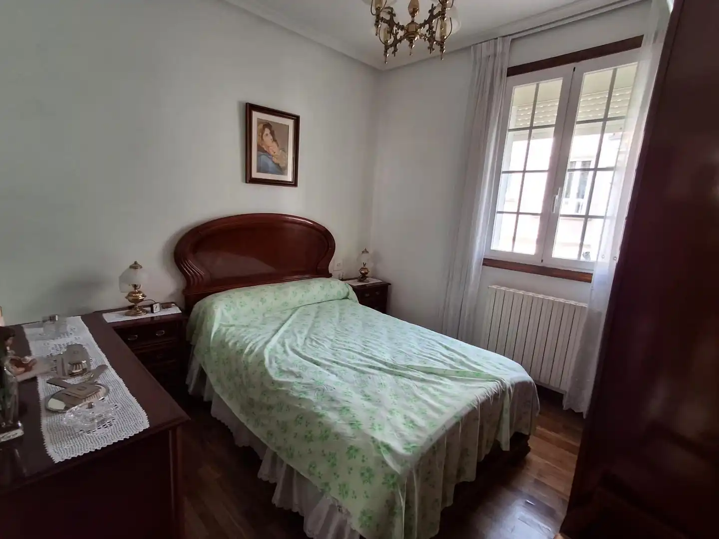 Dormitori de Casa o xalet en venda en Ourense Capital  amb Moblat