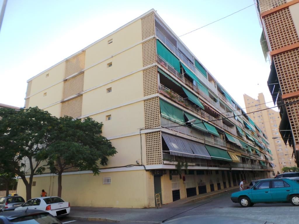 Vista exterior de Pis en venda en Alicante / Alacant