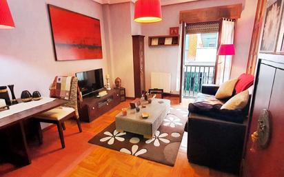 Wohnung zum verkauf in Calle AZCARRAGA, El Postigo, Centro - Casco Histórico, Oviedo
