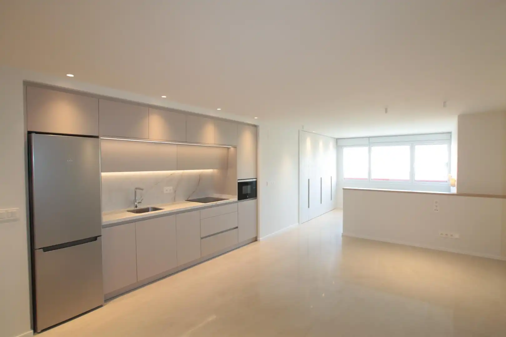 Küche von Loft zur Miete in Granada mit Klimaanlage und Heizung