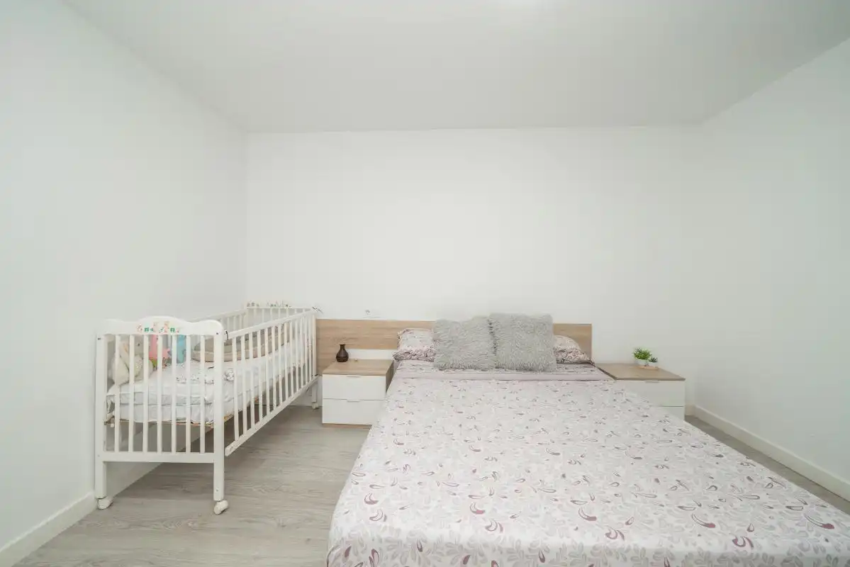 Schlafzimmer von Erdgeschoss zum Verkauf in Elda mit Heizung, Terrasse und Möbliert
