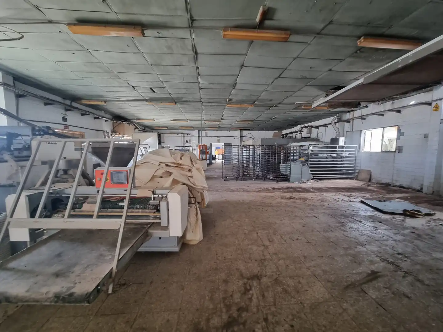 Nave industrial de alquiler en Pechina