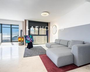 Sala d'estar de Àtic en venda en Villajoyosa / La Vila Joiosa amb Aire condicionat, Calefacció i Jardí privat