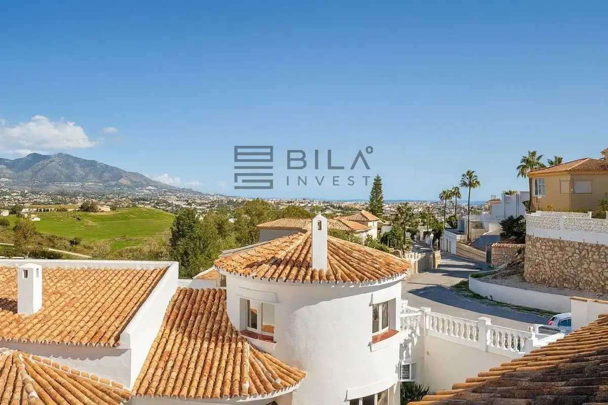 Chalet con piscina en venta en Cerros del Aguila, imagen 46