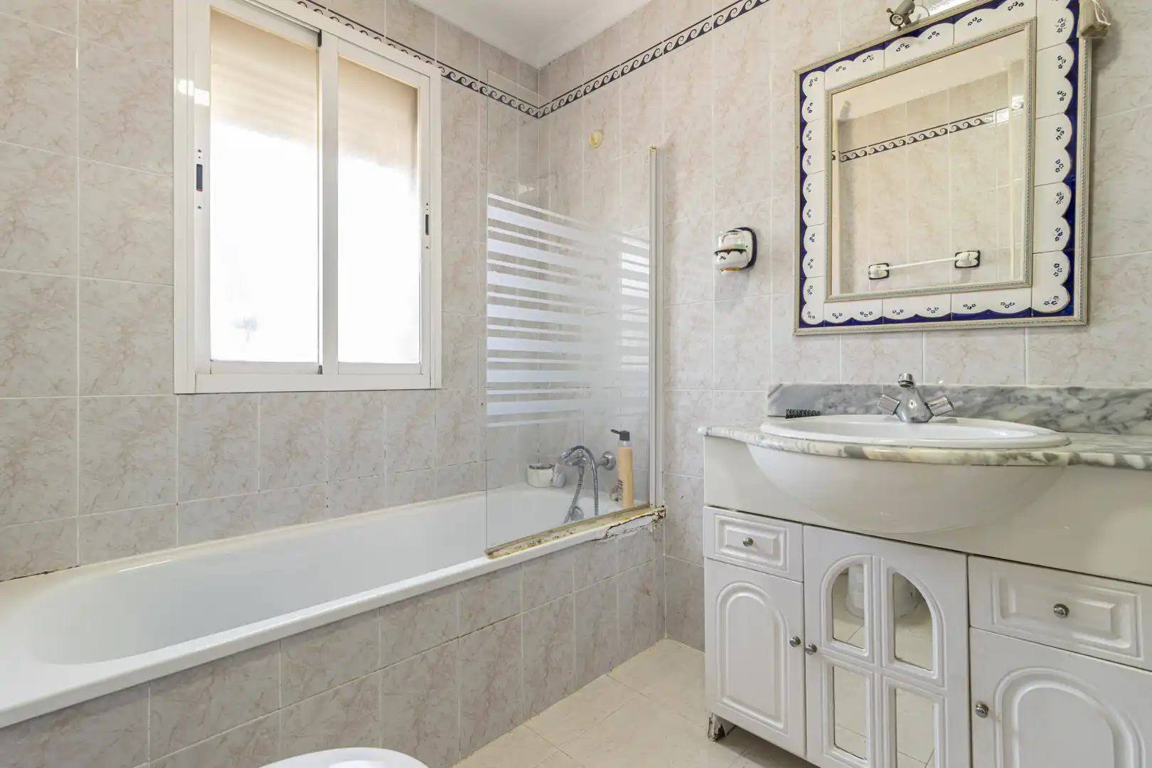 Bany de Casa o xalet en venda en El Retiro - Parque Atlántico - Ronda este