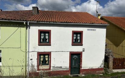Casa adosada en venda a Lugar Montecelo, 7, Ortigueira