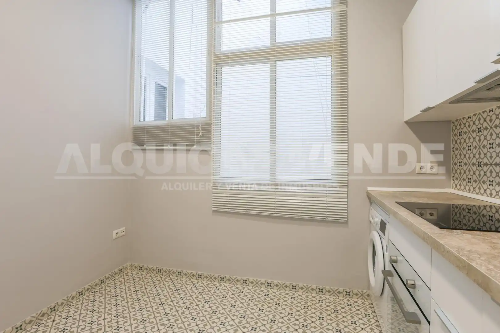Bedroom of Apartments for rent in Sevilla  with Air Conditioner and Terrace