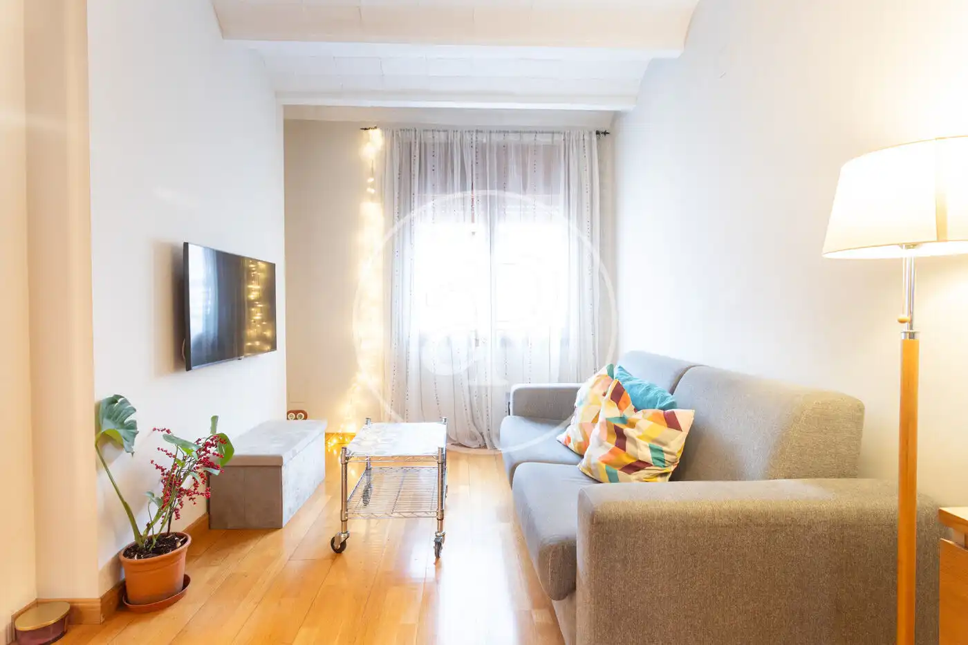 Appartamento con ascensore in affitto a Carrer Llobregat