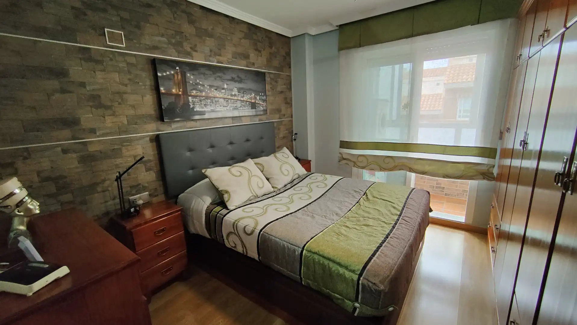 Habitación de Piso en venta en Petrer con Aire acondicionado, Amueblado y Balcón
