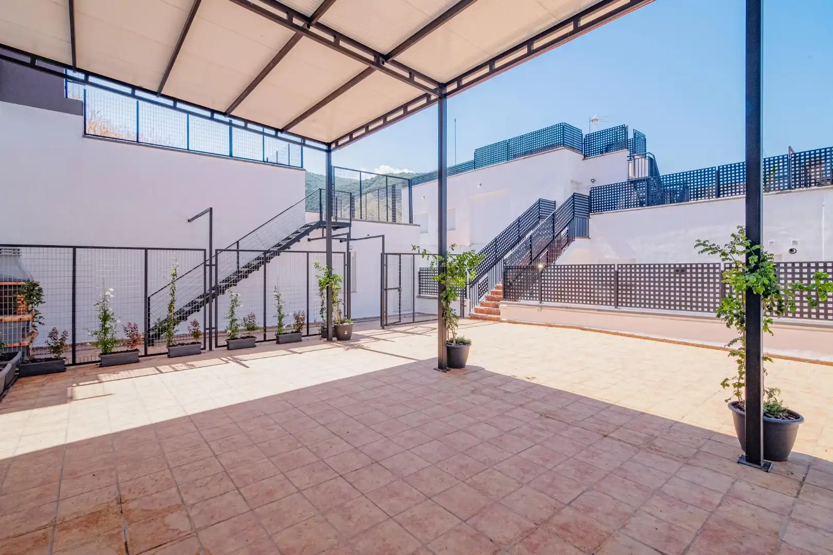 Terraza de Piso en venta en Pinos Genil con Aire acondicionado, Calefacción y Terraza