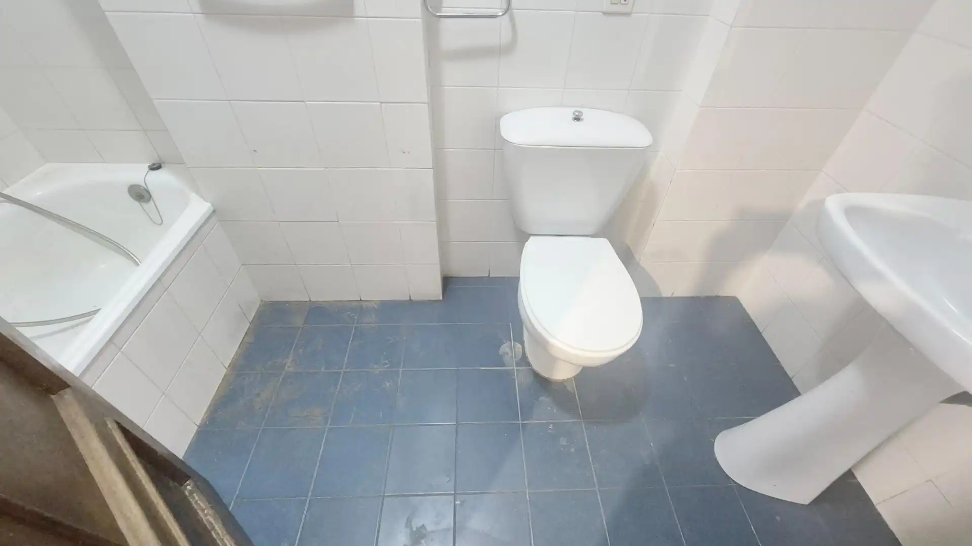 Bany de Pis en venda en Salamanca amb Calefacció