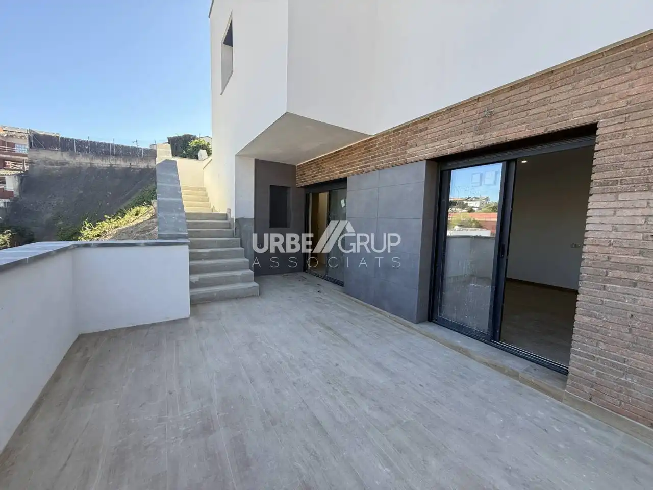 Vista exterior de Casa o chalet en venta en Terrassa con Aire acondicionado, Calefacción y Alarma