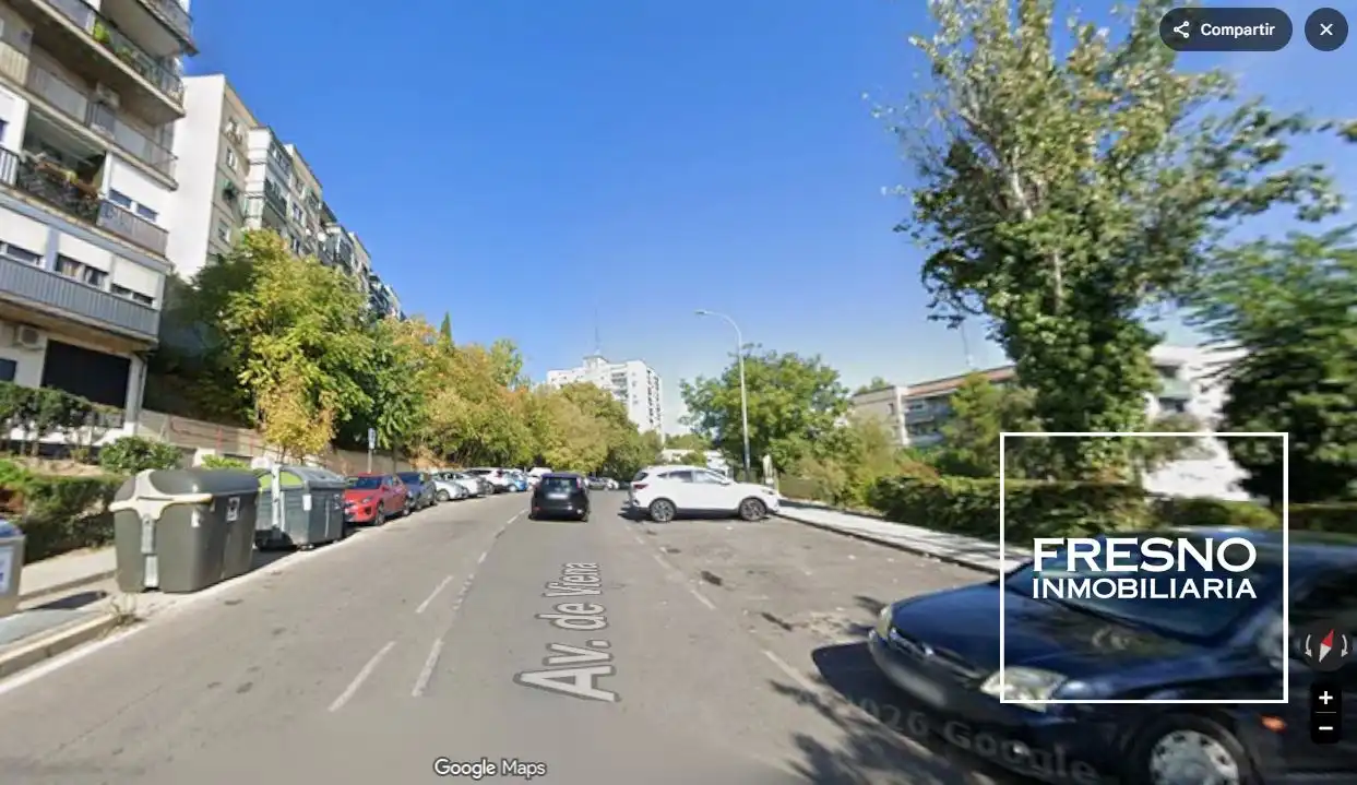 Piso con ascensor en venta en Avenida de Viena, imagen 2