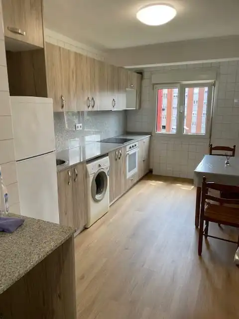 Kitchen of Flat for rent in Gijón   with Heating, Private garden and Oven