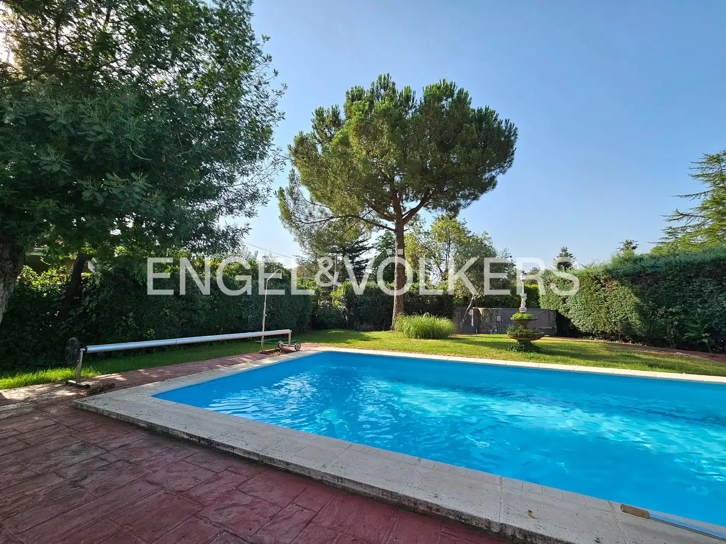 Piscina de Casa o xalet en venda en Alpedrete amb Calefacció, Jardí privat i Terrassa