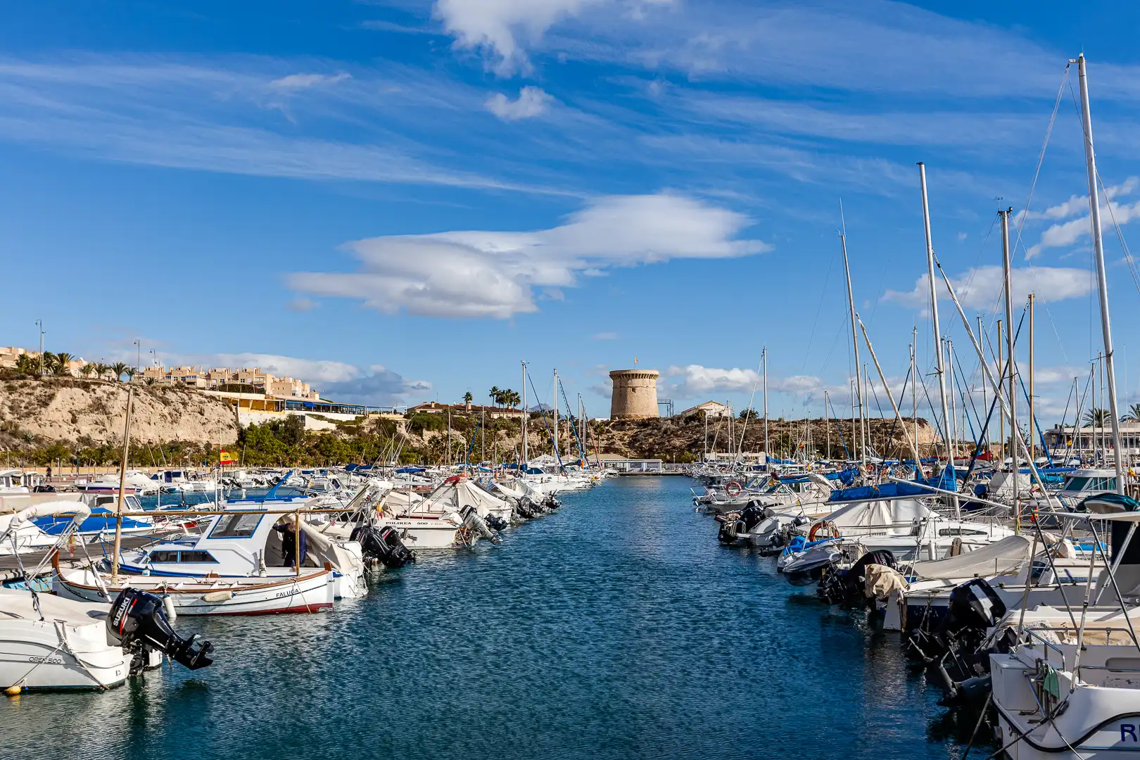 Vista exterior de Piso en venta en El Campello con Aire acondicionado, Terraza y Trastero