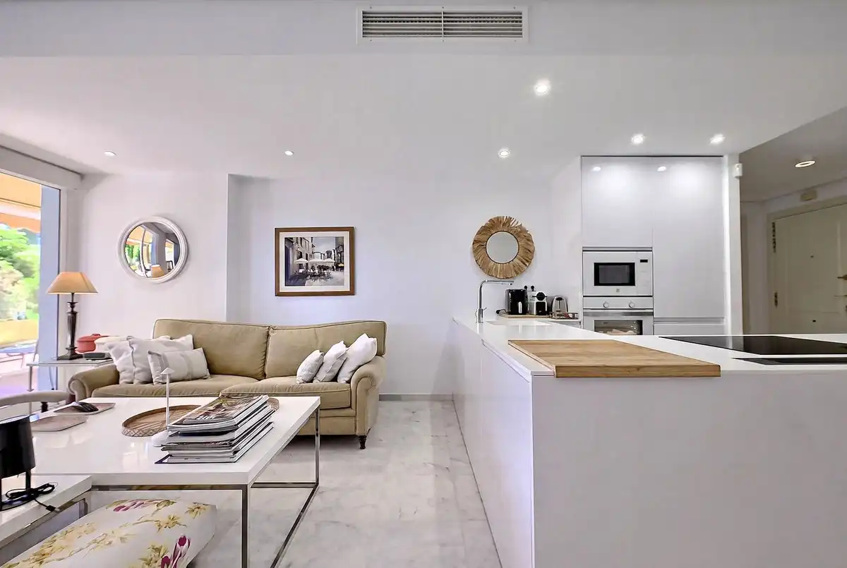 Piso con ascensor en venta en Río Real - Los Monteros, imagen 12