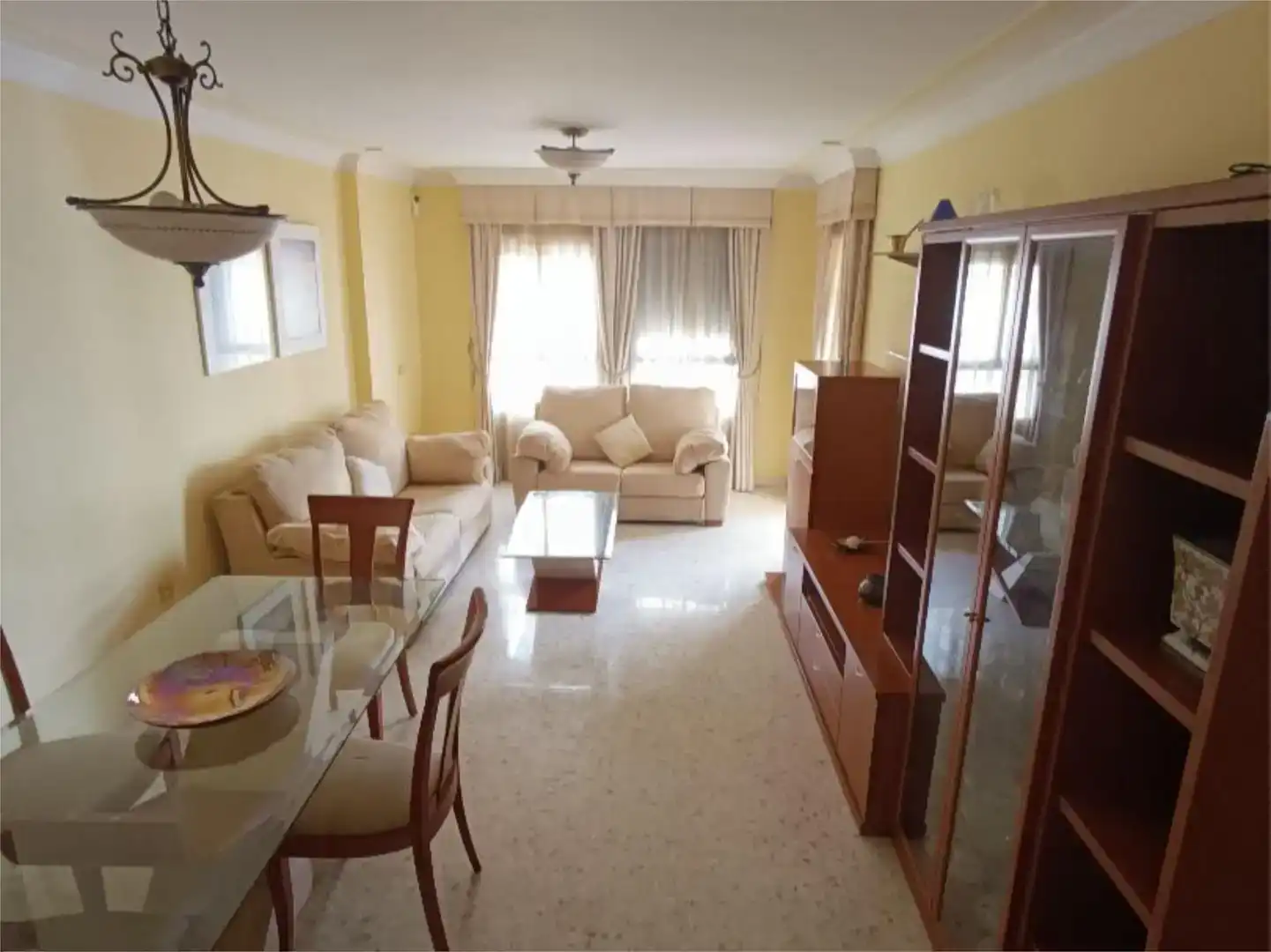 Sala de estar de Piso en venta en Málaga con Trastero, Amueblado y Balcón
