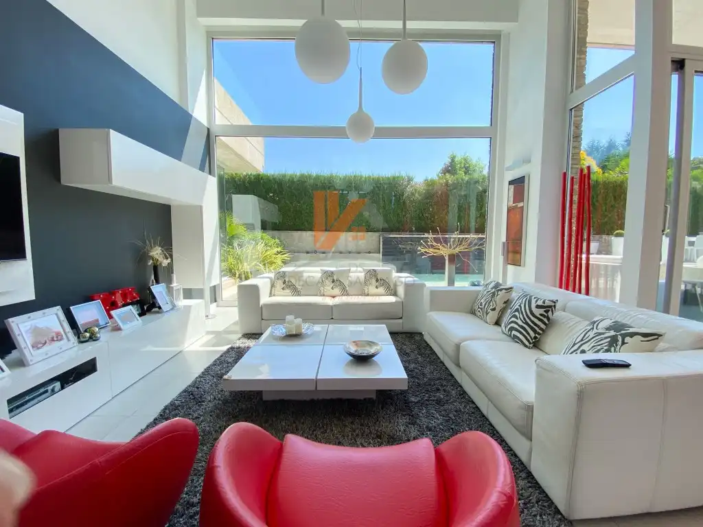 Sala de estar de Casa o chalet en venta en Ames con Jardín privado, Terraza y Piscina