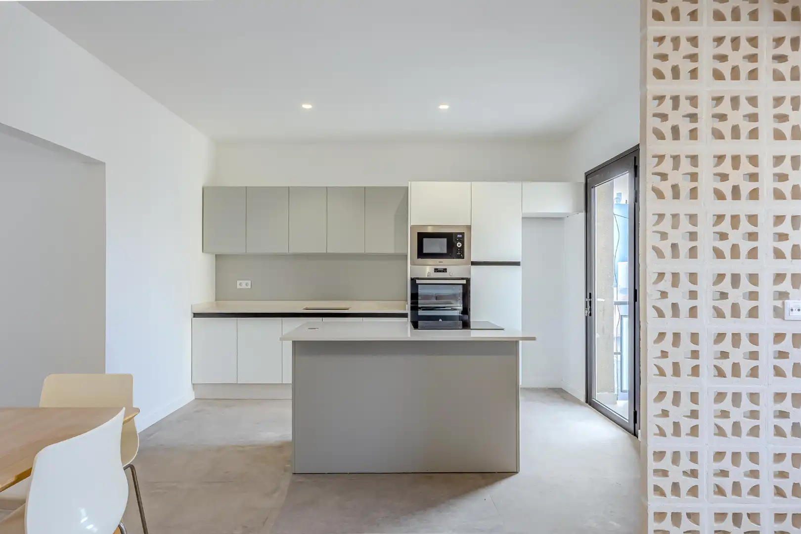Kitchen of Flat for sale in Las Palmas de Gran Canaria  with Terrace, Furnished and Balcony