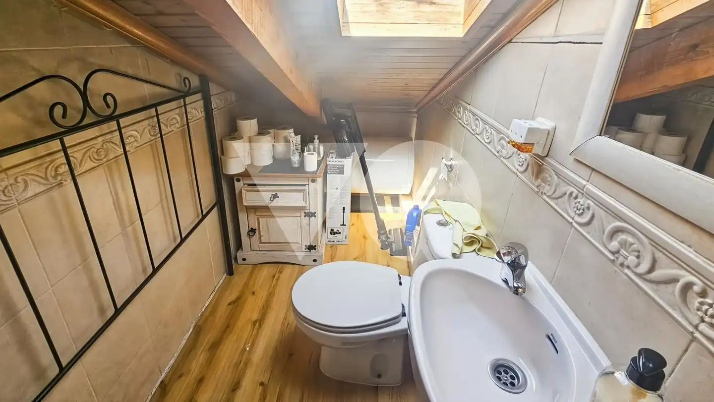 Bathroom of Houses for sale in Madrid  with Air Conditioner, Heating and Furnished