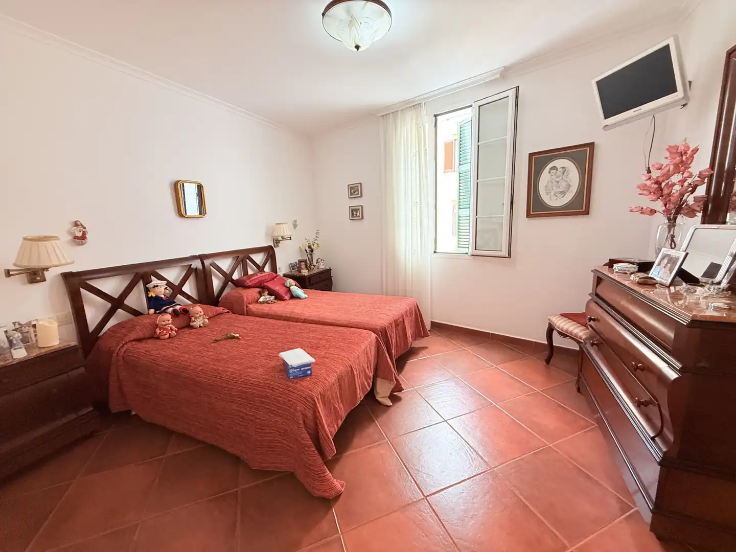 Habitación de Casa o chalet en venta en Ciutadella de Menorca con Aire acondicionado, Calefacción y Jardín privado