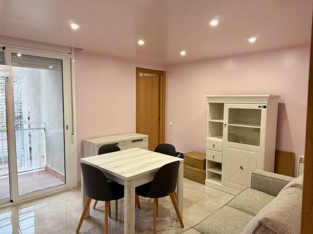 Menjador de Pis en venda en Montcada i Reixac amb Aire condicionat, Calefacció i Balcó