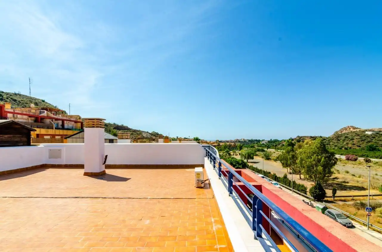 Terraza de Ático de alquiler en Rincón de la Victoria con Aire acondicionado, Calefacción y Jardín privado