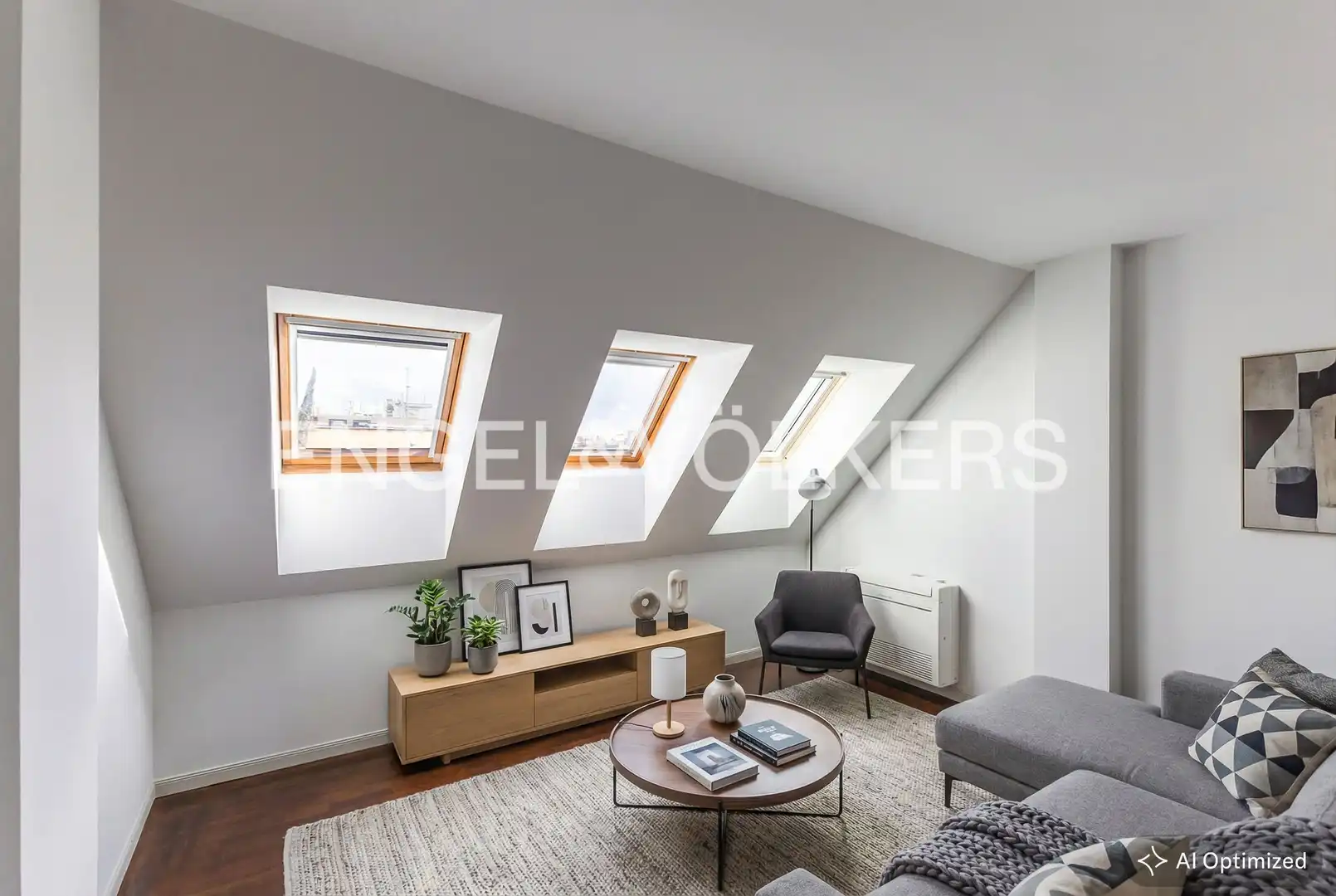 Sala d'estar de Àtic de lloguer en Madrid amb Aire condicionat, Calefacció i Parquet