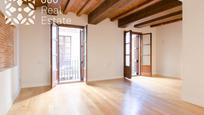 Flat for sale in Carrer del Paradís, Barri Gòtic, imagen 2